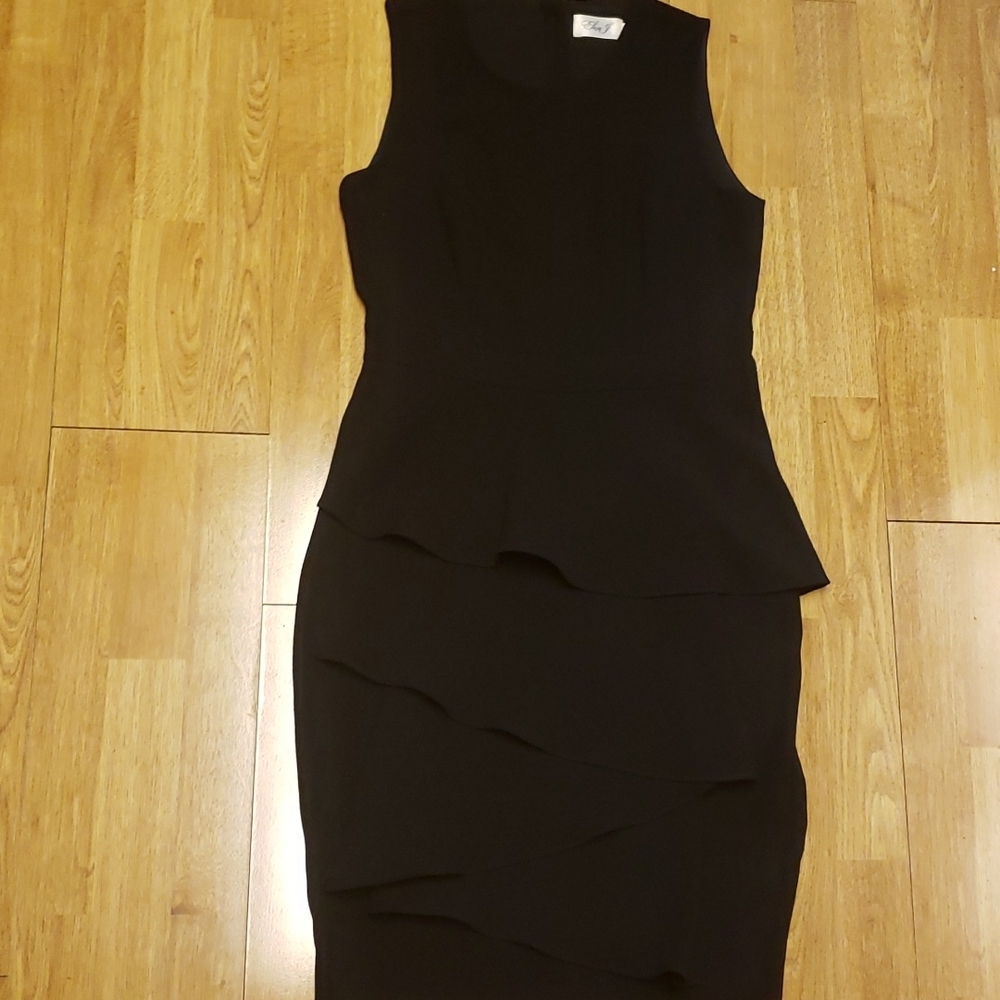 Eliza J black layered sleeveless dress size 8